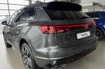 Volkswagen Touareg R-Line Platinum