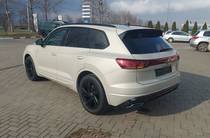 Volkswagen Touareg R-Line Platinum