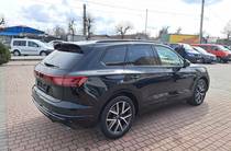 Volkswagen Touareg R-Line Platinum