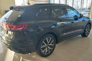 Volkswagen Touareg R-Line Platinum