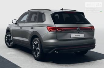 Volkswagen Touareg 2024 Silver