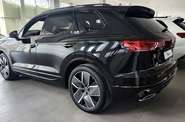 Volkswagen Touareg R-Line Platinum+