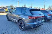 Volkswagen Touareg R-Line Platinum