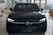 Volkswagen Touareg R-Line Platinum