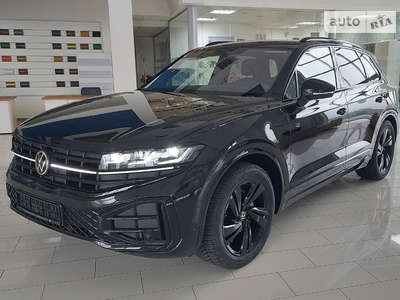 Volkswagen Touareg R-Line Platinum 3.0 TDI AT (286 к.с.) AWD 2024