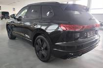 Volkswagen Touareg R-Line Platinum