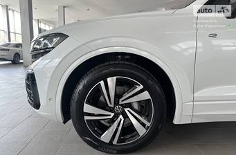 Volkswagen Touareg 2024 R-Line Platinum