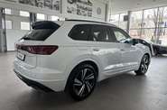 Volkswagen Touareg R-Line Platinum