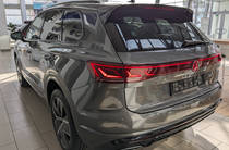 Volkswagen Touareg R-Line Platinum+