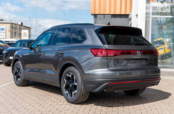 Volkswagen Touareg 2024 Silver