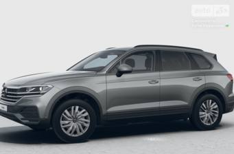 Volkswagen Touareg 2024 Silver