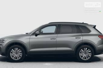 Volkswagen Touareg 2024 Silver