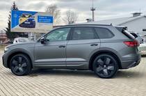 Volkswagen Touareg R-Line Platinum+