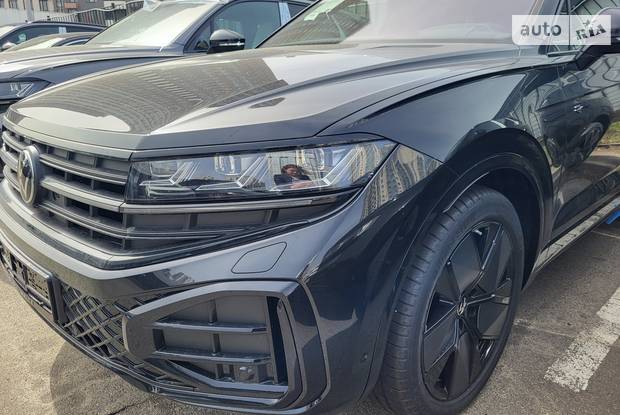 Volkswagen Touareg R-Line Platinum+