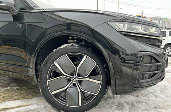 Volkswagen Touareg 2024 R-Line Platinum+