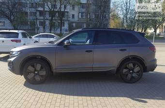 Volkswagen Touareg 2024 R-Line Platinum+