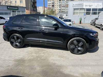 Volkswagen Touareg 2024 R-Line Platinum+