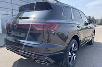 Volkswagen Touareg R-Line Platinum