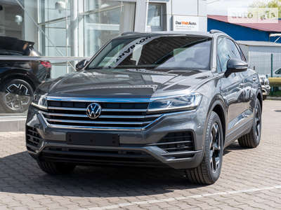 Volkswagen Touareg 2024 Silver