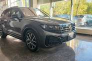 Volkswagen Touareg R-Line Platinum