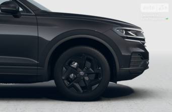 Volkswagen Touareg 2024 Silver