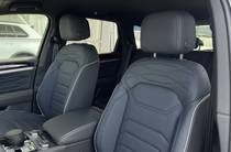 Volkswagen Touareg R-Line Platinum+