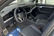 Volkswagen Touareg R-Line Platinum+