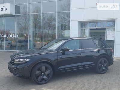 Volkswagen Touareg 2024 R-Line Platinum+