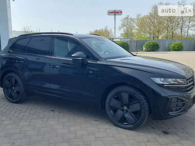 Volkswagen Touareg 2024 R-Line Platinum+