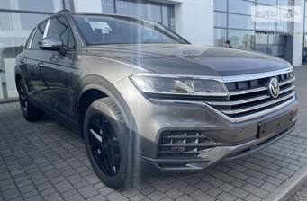 Volkswagen Touareg 2024 Silver