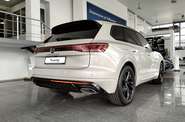 Volkswagen Touareg R-Line Platinum