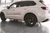 Volkswagen Touareg R-Line Platinum