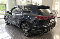 Volkswagen Touareg R-Line Platinum