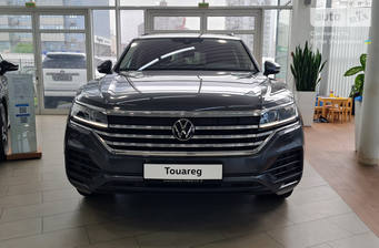 Volkswagen Touareg 2024 Silver