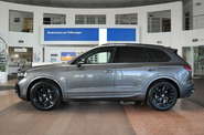 Volkswagen Touareg R-Line Platinum