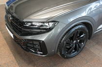 Volkswagen Touareg R-Line Platinum