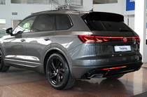 Volkswagen Touareg R-Line Platinum