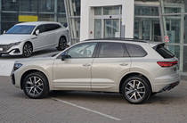 Volkswagen Touareg R-Line Platinum