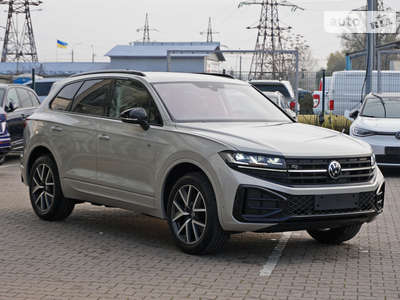 Volkswagen Touareg 2024 R-Line Platinum