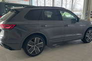 Volkswagen Touareg R-Line Platinum+