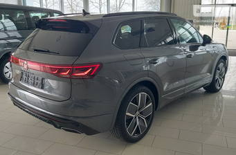 Volkswagen Touareg 2024 R-Line Platinum+