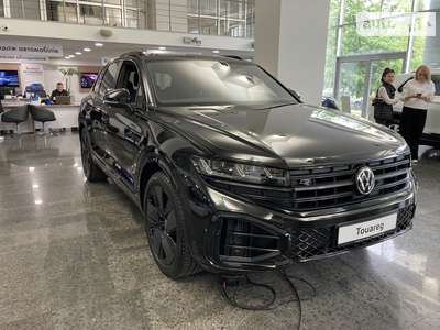 Volkswagen Touareg 2024 R-Line Platinum+