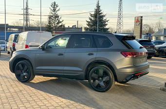 Volkswagen Touareg 2024 R-Line Platinum+