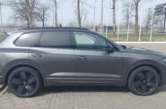 Volkswagen Touareg R-Line Platinum 1