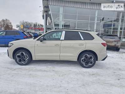 Volkswagen Touareg 2024 R-Line Platinum