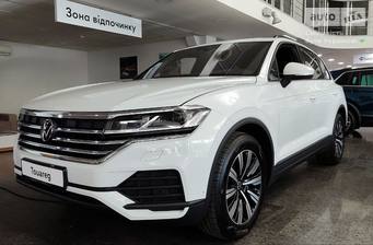 Volkswagen Touareg 2024 Silver