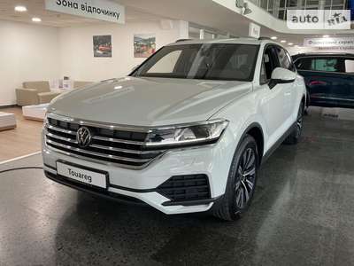 Volkswagen Touareg 2024 Silver