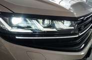 Volkswagen Touareg R-Line Platinum 1