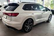 Volkswagen Touareg R-Line Platinum 1