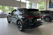 Volkswagen Touareg R-Line Platinum